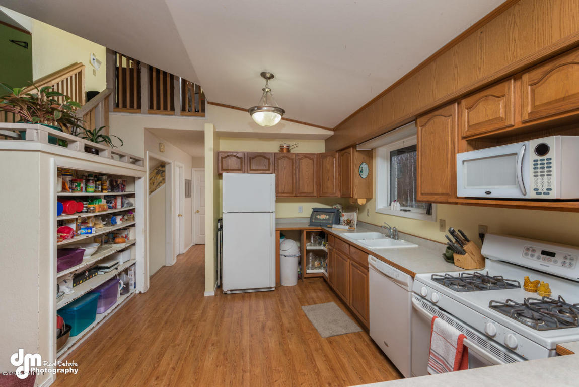 1500 S Middle Mesa Drive, Wasilla, AK 99654