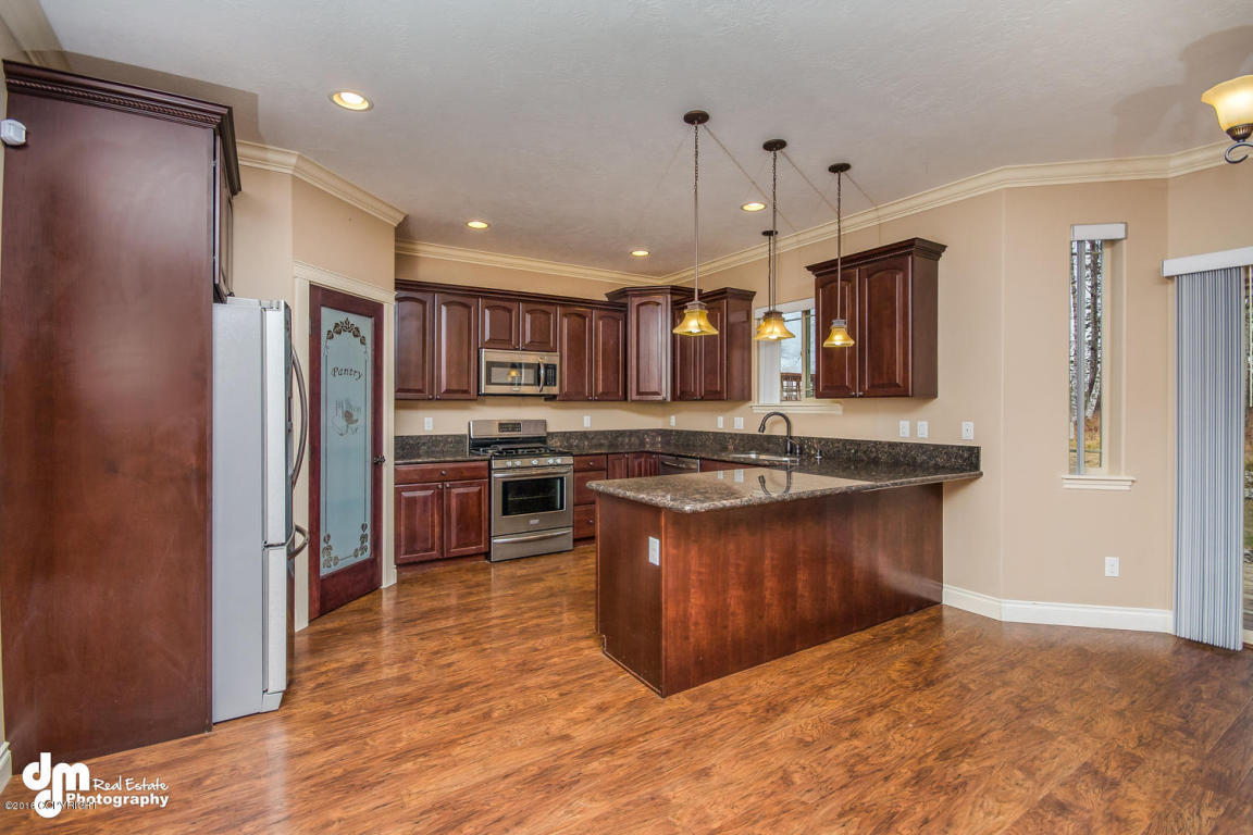 181 W Riverdance Circle, Wasilla, AK 99654