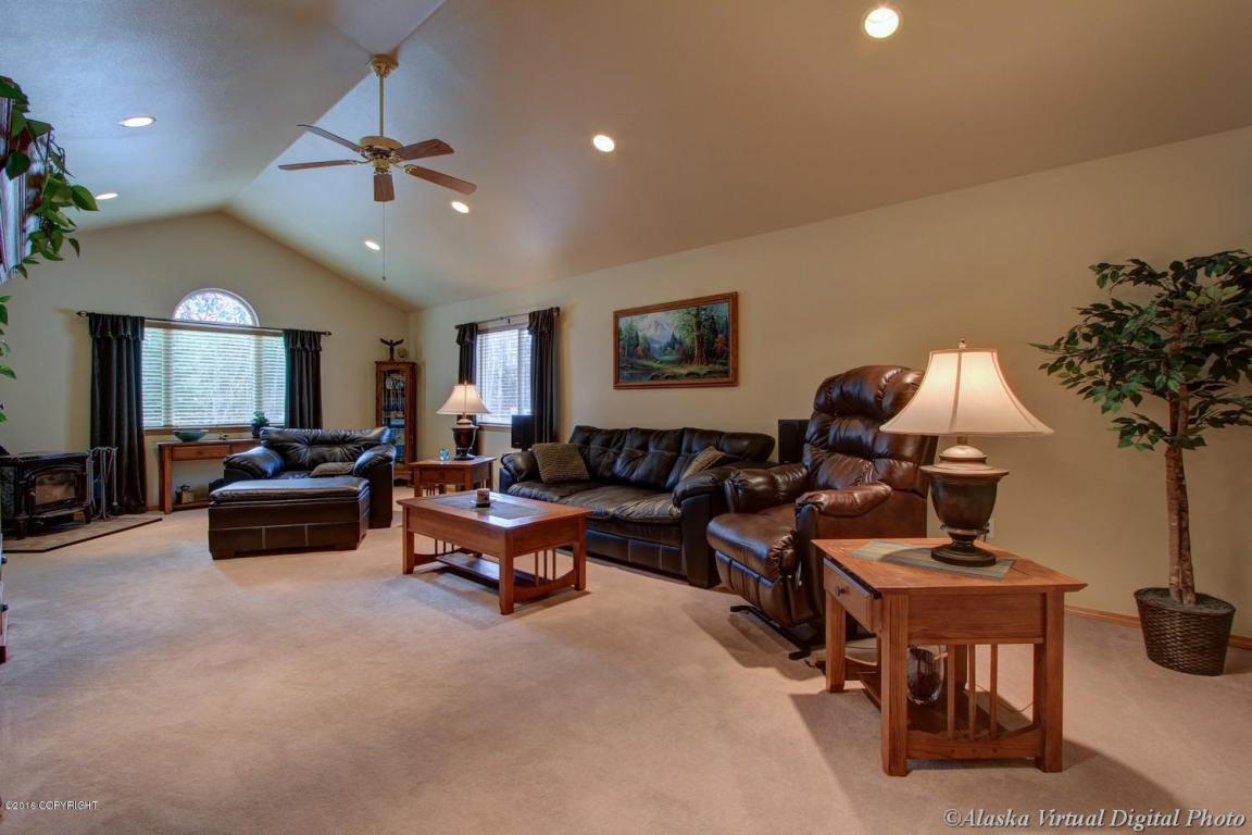 6861 W Dow Drive, Wasilla, AK 99654