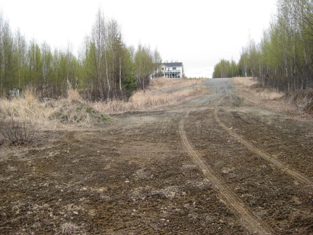L2-4 B2Linger Ln, Soldotna, United States 99669