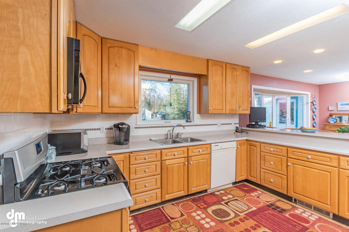 443 W Riverview Ave, Soldotna, United States 99669