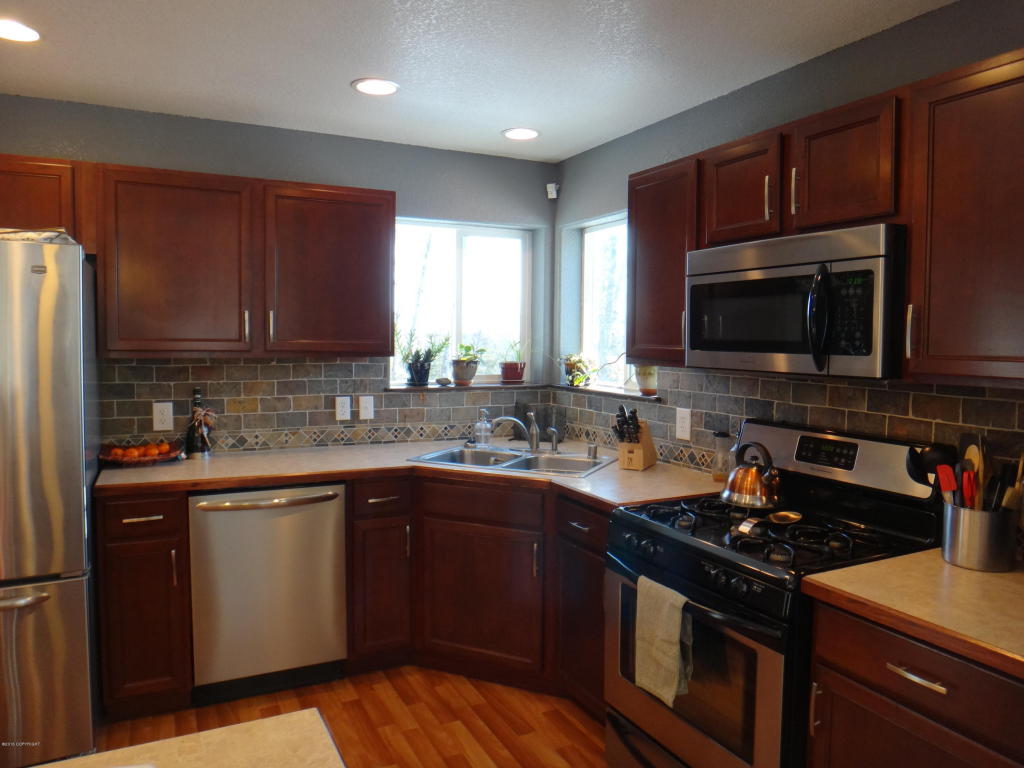 39574Eldon Cir, Sterling, United States 99672