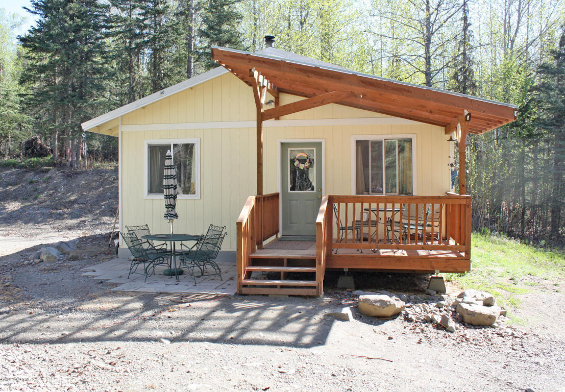 18235 E Chickaloon Road, Chickaloon, AK 99674