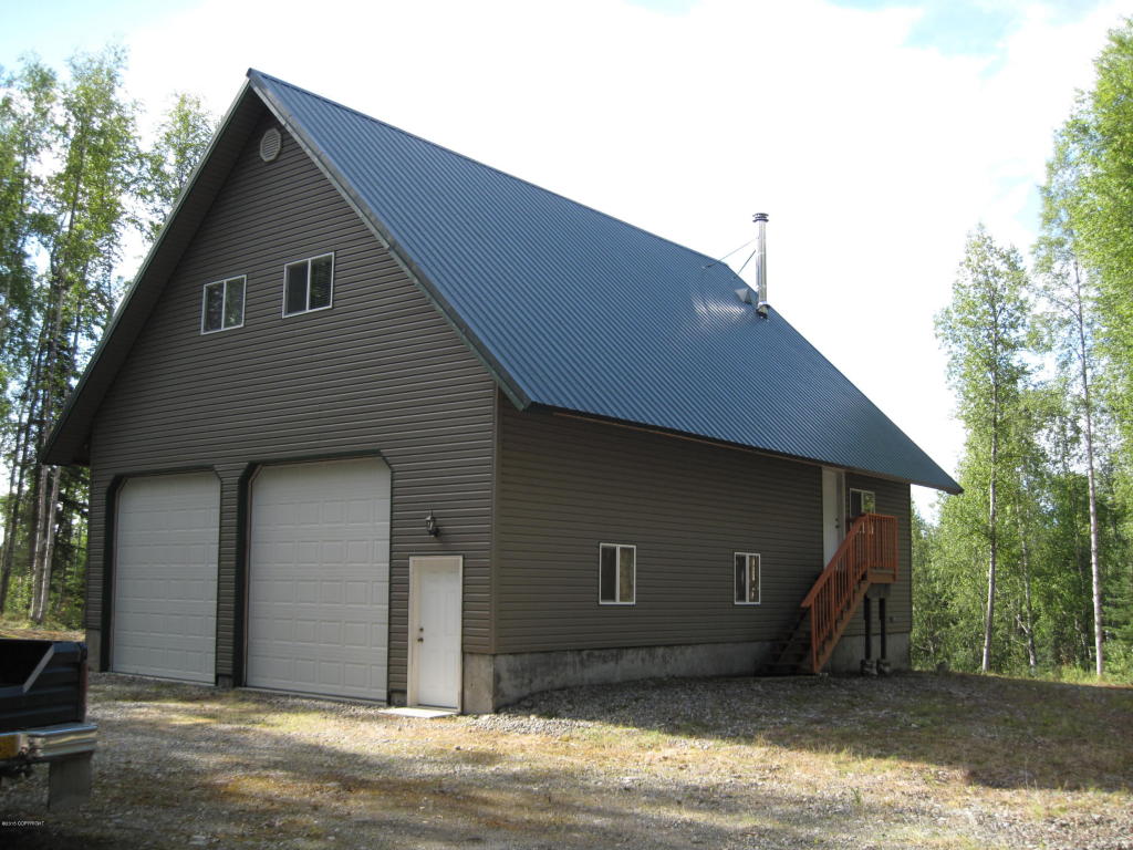 19994 E Goshawk Way, Willow, AK 99688