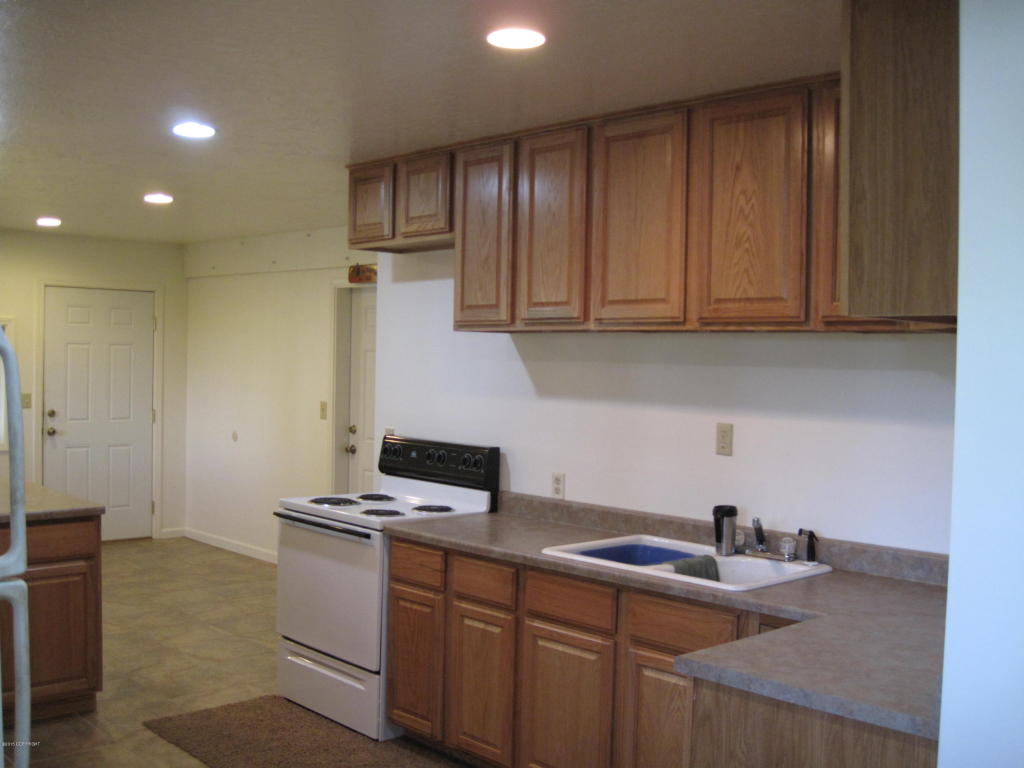 19994 E Goshawk Way, Willow, AK 99688