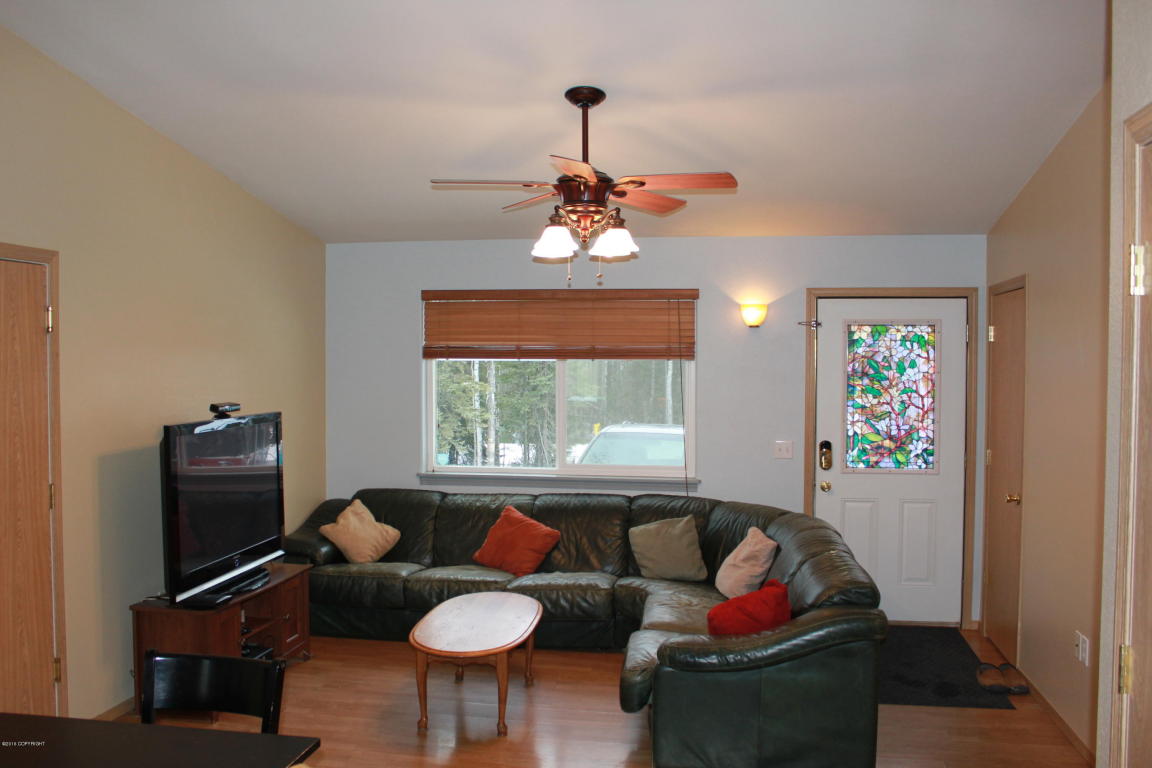 3039 N Enchanted Cir, Houston, United States 99694