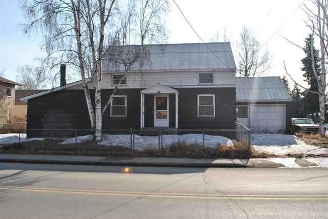 611 COWLES STREET, Fairbanks, United States 99701