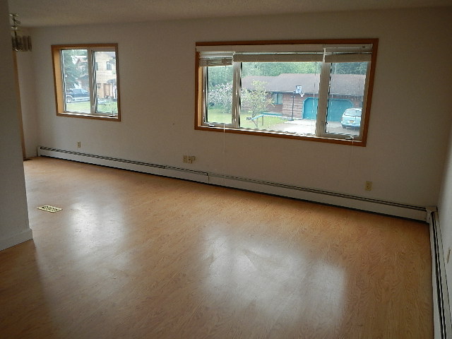 328 Shannon DrFairbanks, AK, 99701Fairbanks North Star County
