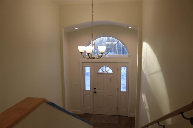 820 RIDGE LOOP, North Pole, United States 99705