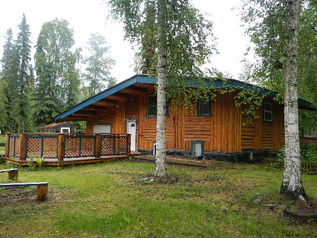 2406 Schutzen StNorth Pole, AK, 99705Fairbanks North Star County