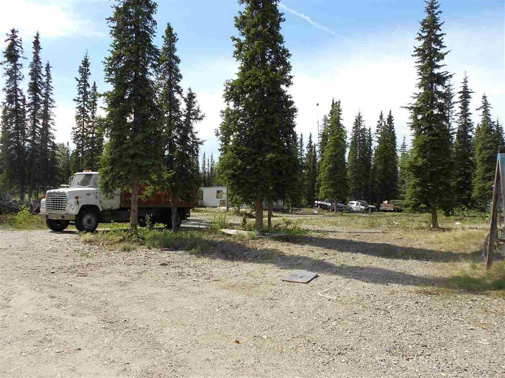 1735 Hollowell Road, North Pole, United States 99705