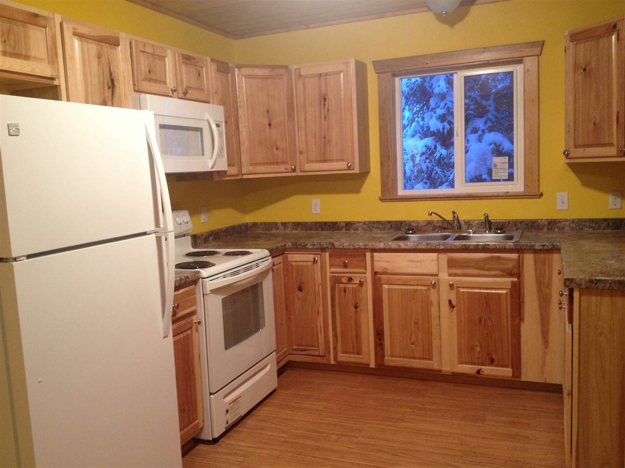2421/2415 MARIA ST, Fairbanks, United States 99709