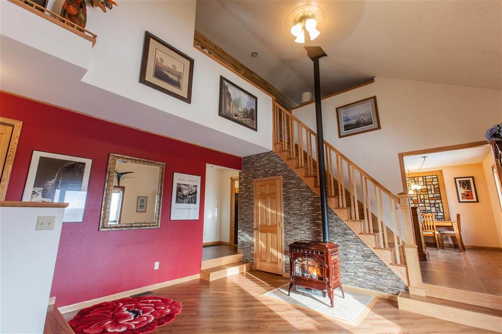 1304 Farmers Loop Road, Fairbanks, United States 99709