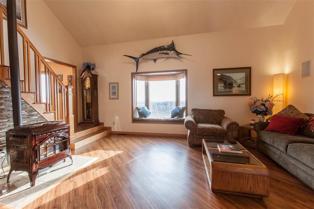 1304 Farmers Loop Road, Fairbanks, United States 99709