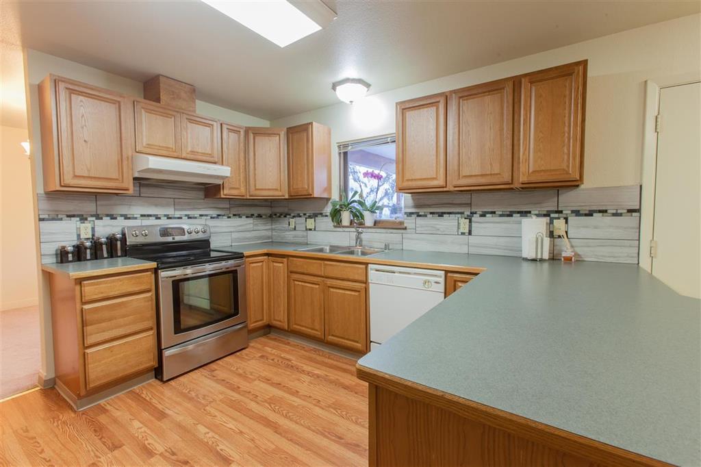 1257 Sutton Loop, Fairbanks, United States 99709