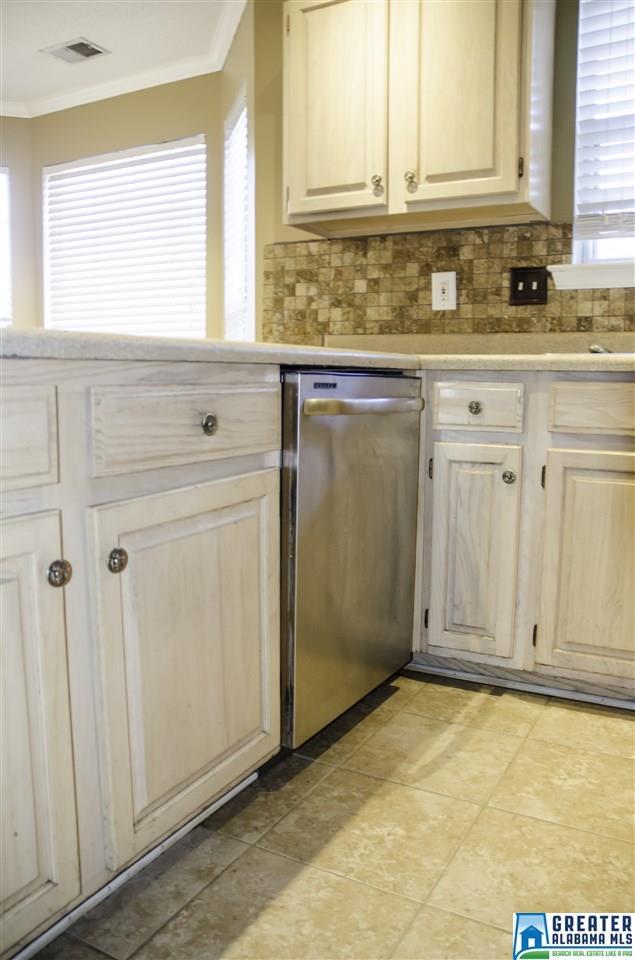 137 JASMINE DR, Alabaster, AL 35007