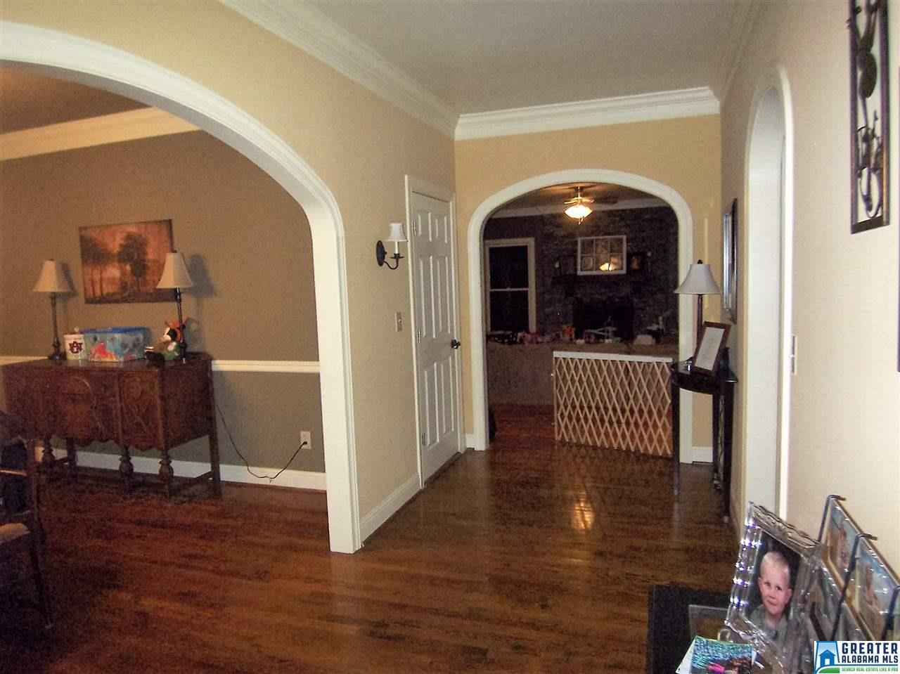 309 CARRIAGE LN, Alabaster, AL 35007