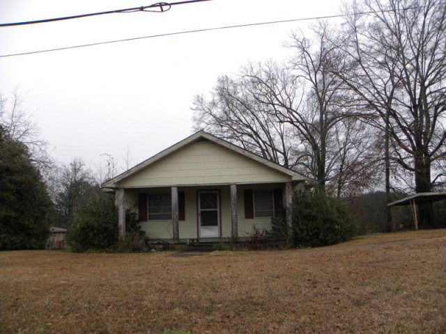 637 OAK STREET, Alexander City, AL 35010