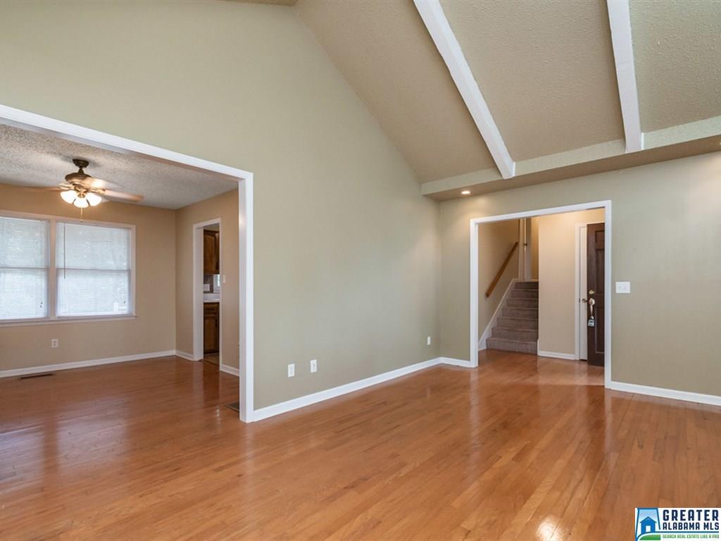 2450 EDWARDS DR, Bessemer, AL 35022