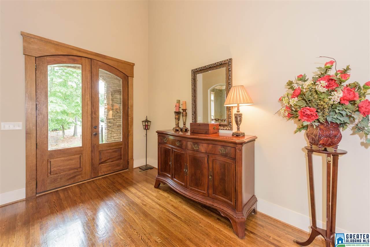 1047 GRAND OAKS DR, Hoover, AL 35022