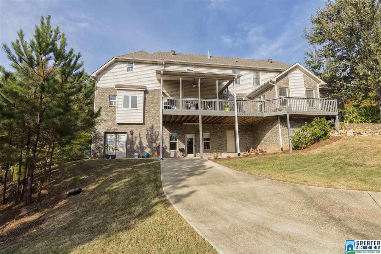 1091 GRAND OAKS DR, Hoover, AL 35022