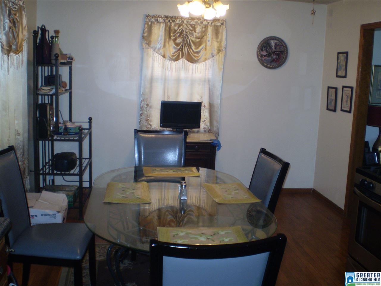 712 BOYCE AVE, Hueytown, AL 35023