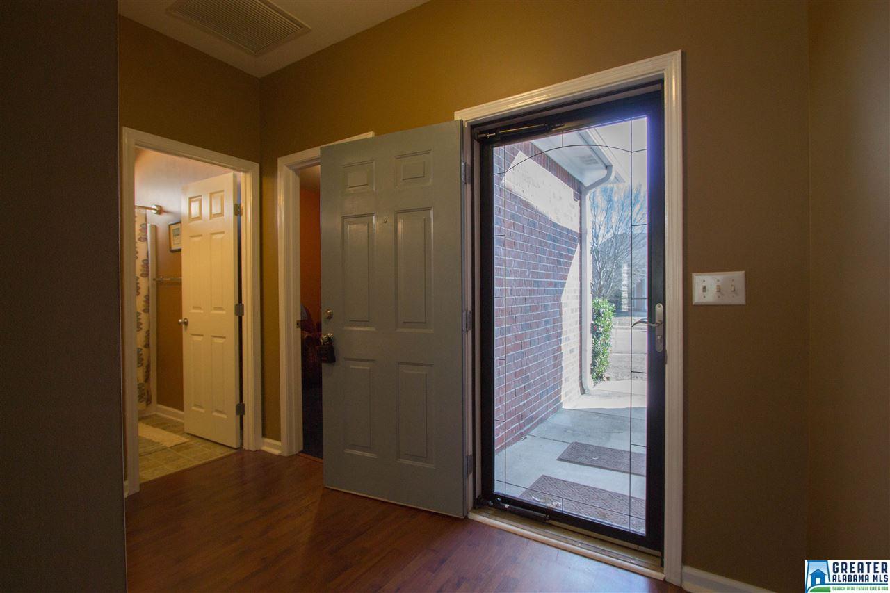 469 DAVENTRY CIR, Calera, AL 35040