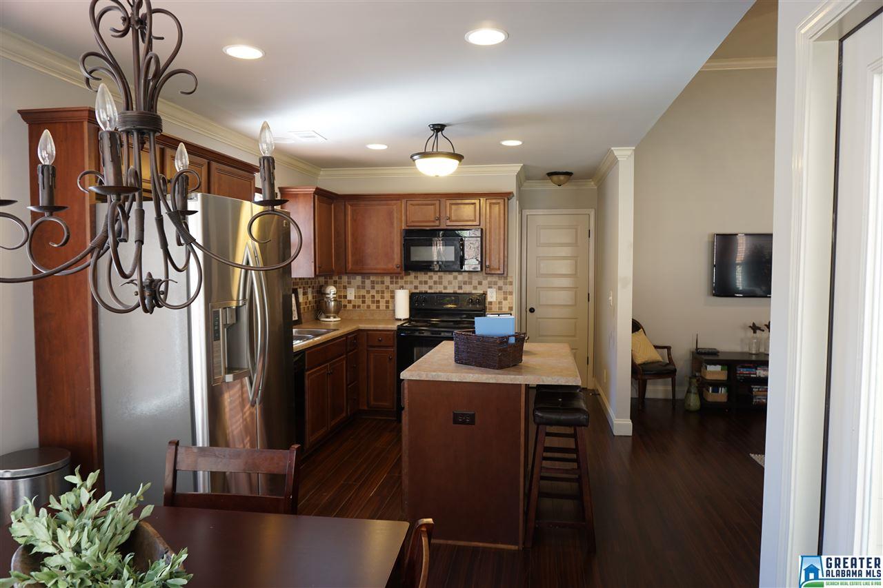 109 STONEBRIAR DR, Calera, AL 35040
