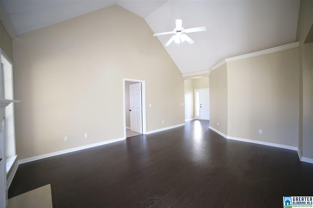 168 CAMDEN LAKE DR, Calera, AL 35040