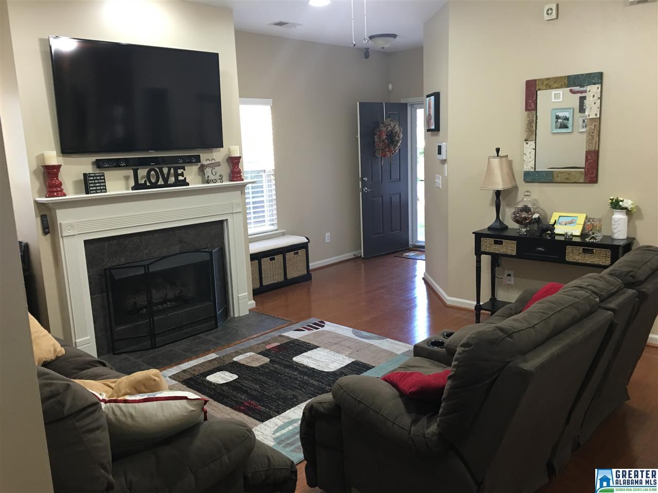 1068 FAIRBANK LN, Chelsea, AL 35043