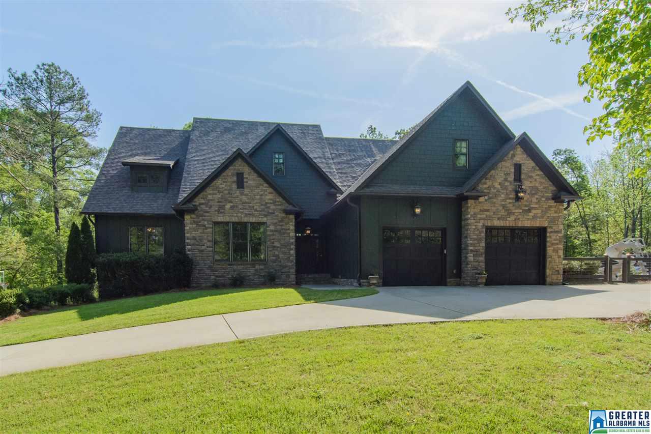 193 MERRY GLEN LN, Chelsea, AL 35043