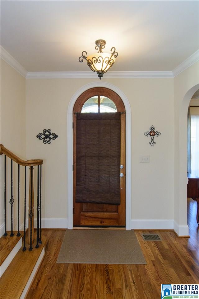 1061 DUNSMORE DR, Chelsea, AL 35043