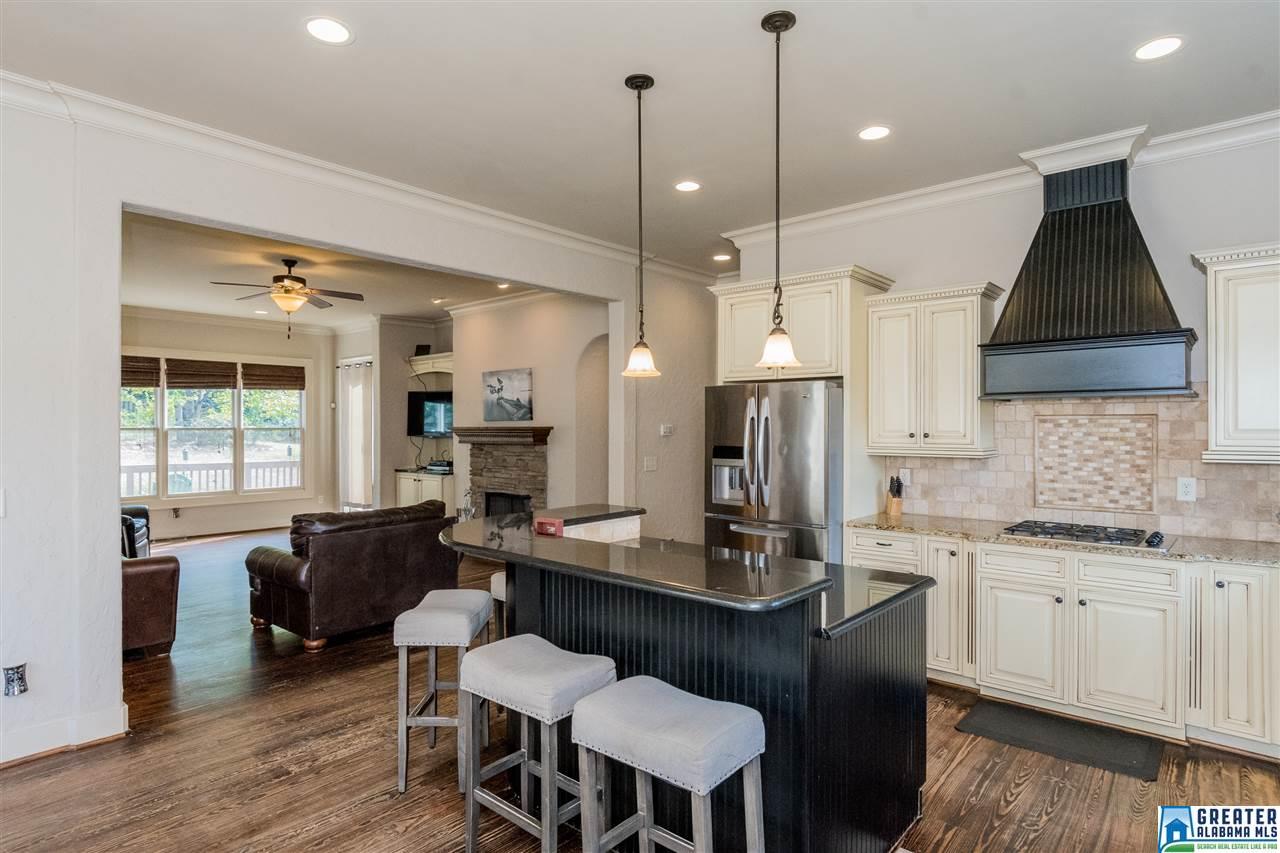 260 NORMANDY LN, Chelsea, AL 35043