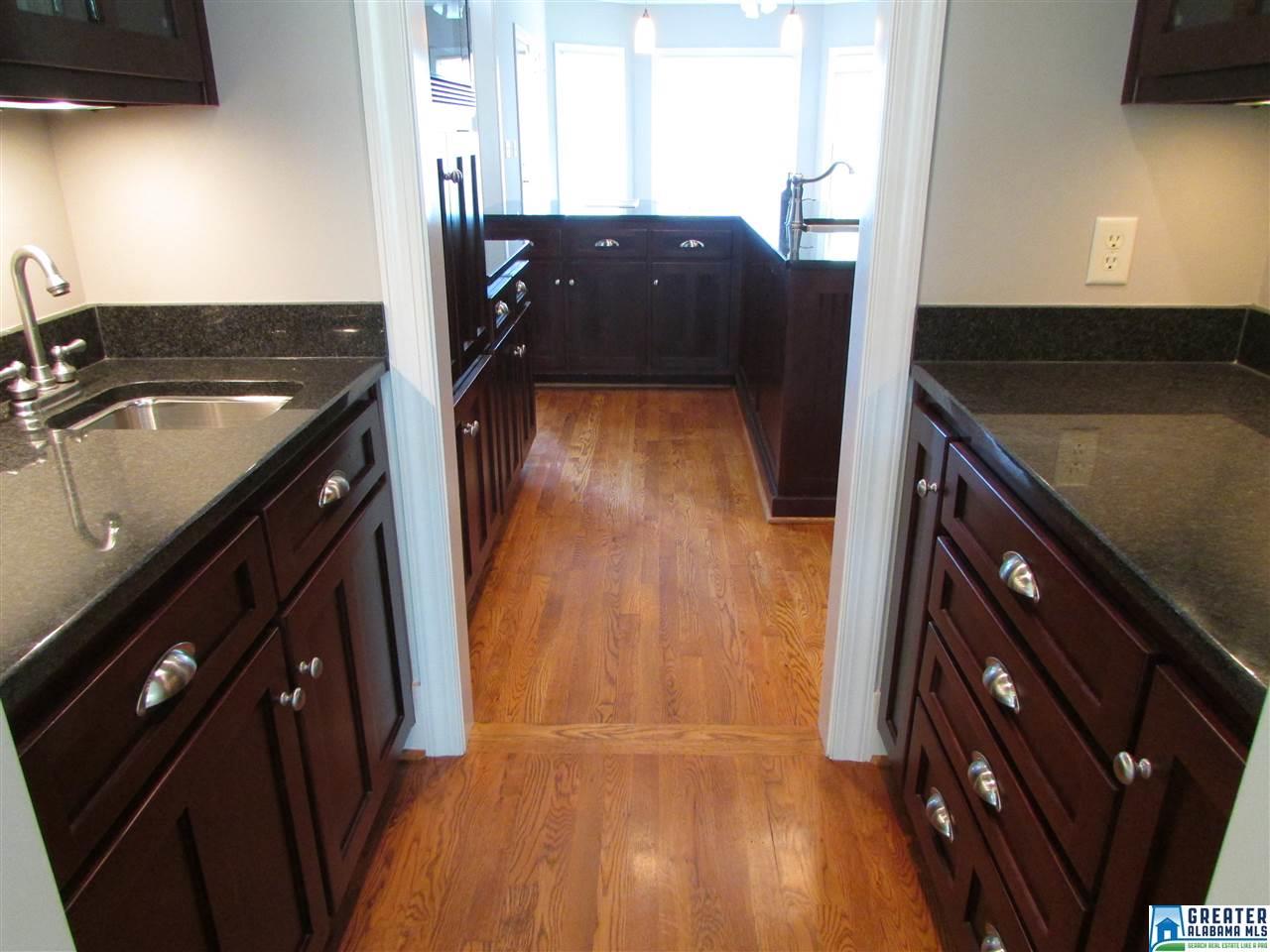 814 TARA DR, Chelsea, AL 35043
