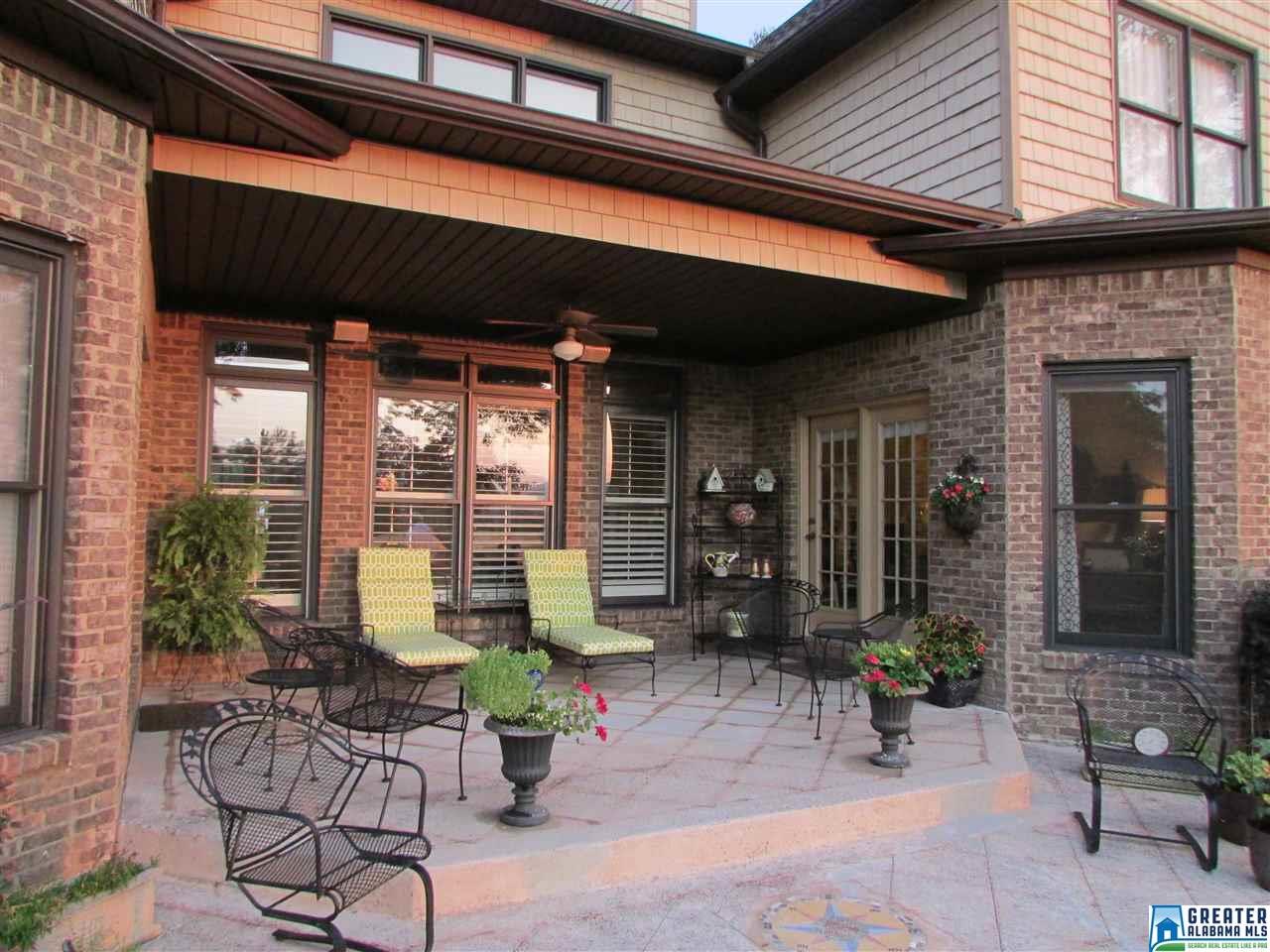 814 TARA DR, Chelsea, AL 35043