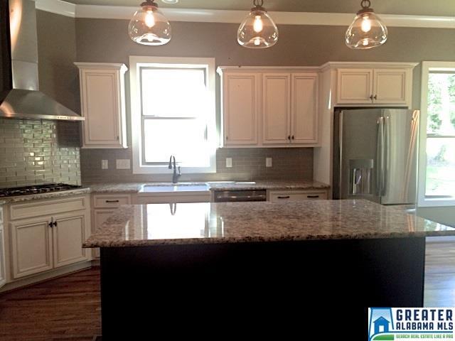 276 NORMANDY LN, Chelsea, AL 35043