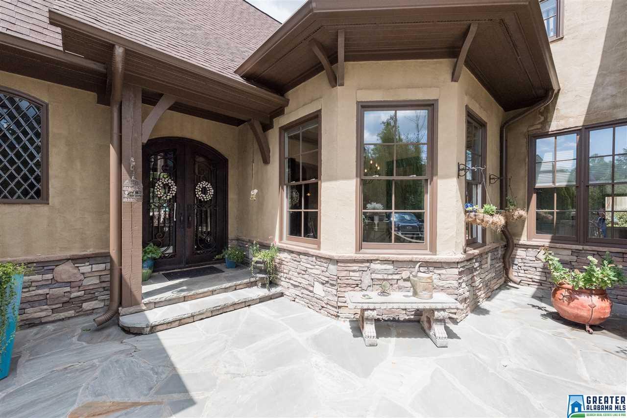 313 NORMANDY LN, Chelsea, AL 35043
