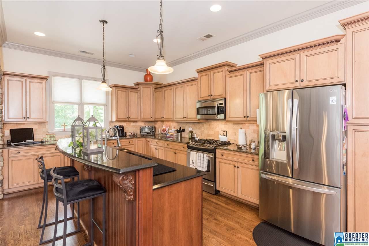 313 NORMANDY LN, Chelsea, AL 35043