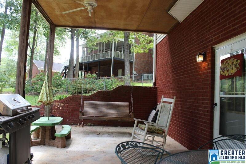 88 FAIRVIEW DR, Childersburg, AL 35044