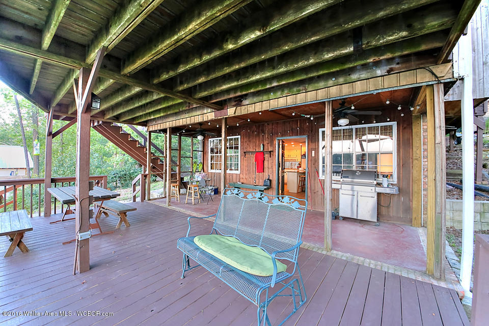 395 COUNTY ROAD 4220, Crane Hill, AL 35053