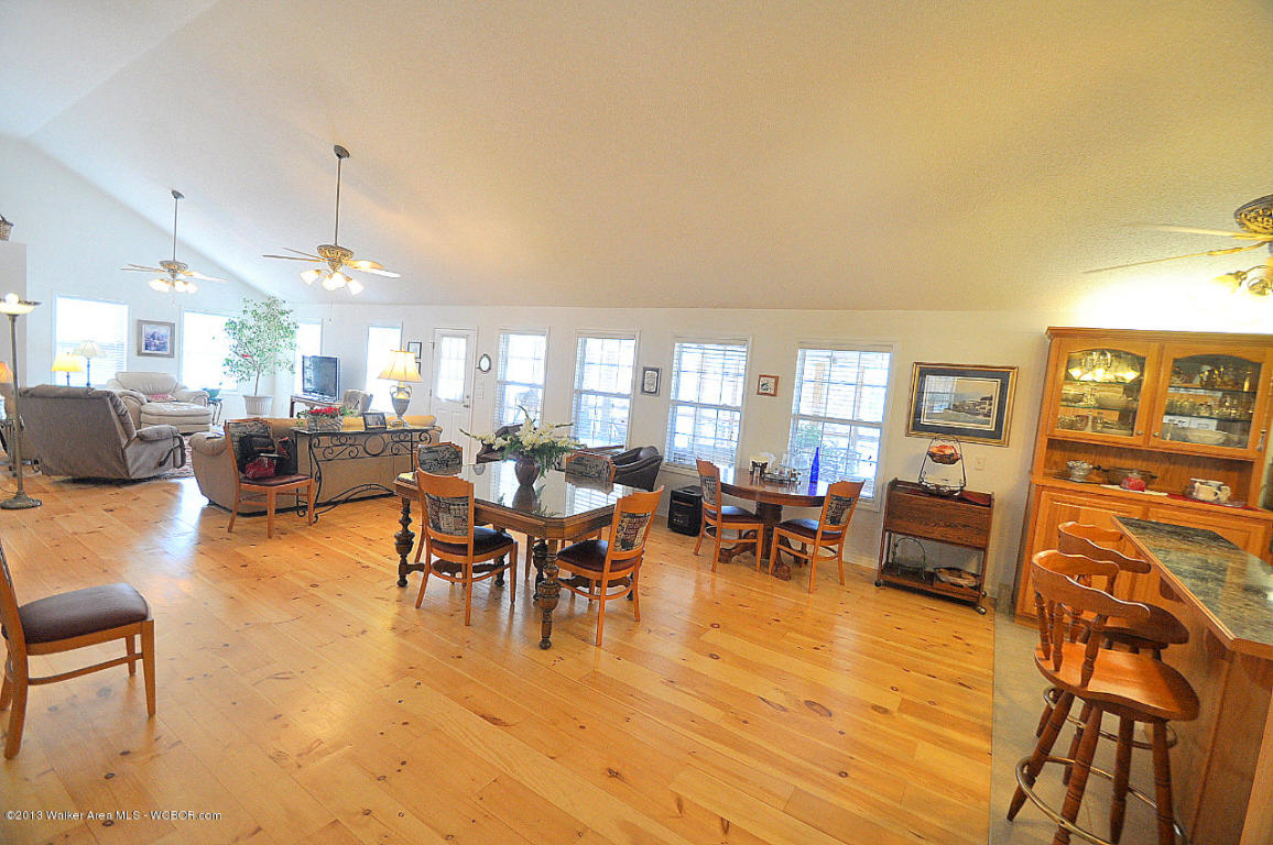 165 COUNTY ROAD 225, Crane Hill, AL 35053