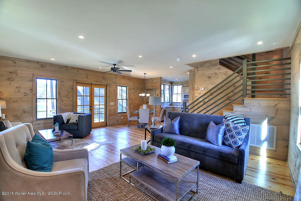 94 TURTLE POINT Dr, Crane Hill, AL 35053