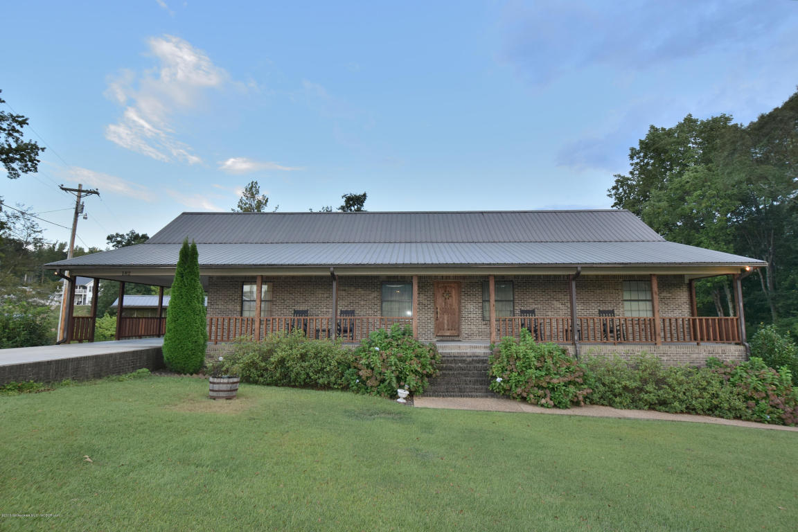 182 COUNTY ROAD 953, Crane Hill, AL 35053