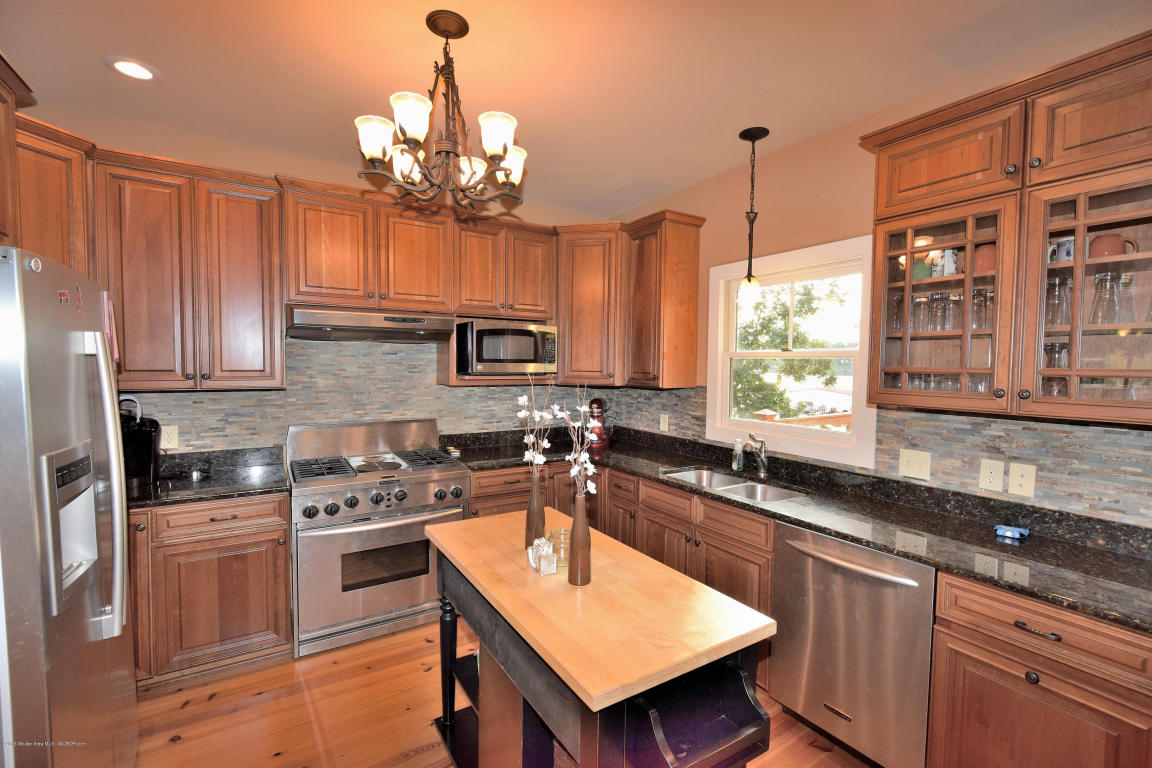 736 SIPSEY ROCK ROAD, Crane Hill, AL 35053