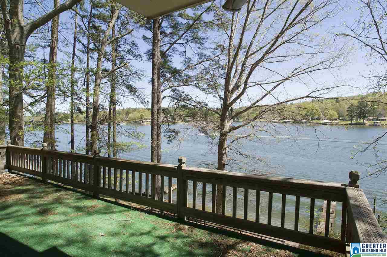 230 LAKE SHORE CT, Cropwell, AL 35054