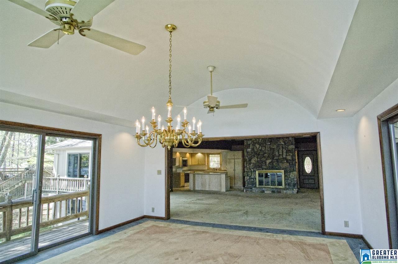 230 LAKE SHORE CT, Cropwell, AL 35054
