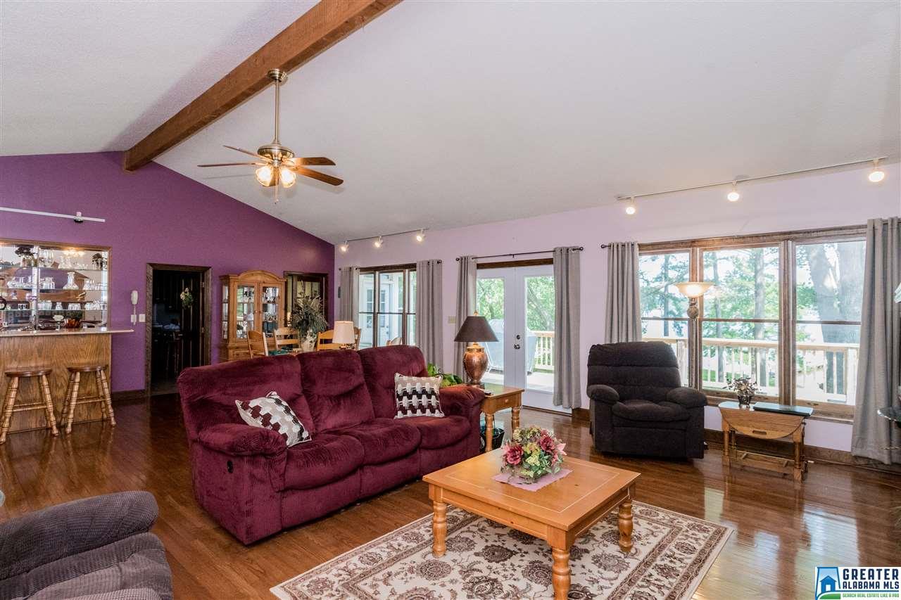 705 RIVER OAKS DR, Cropwell, AL 35054