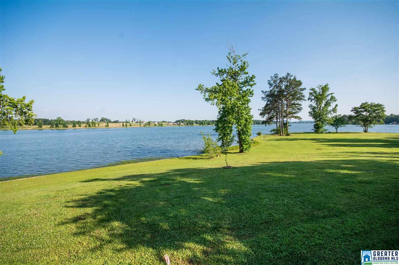 144 HOLIDAY ESTATES DR, Cropwell, AL 35054