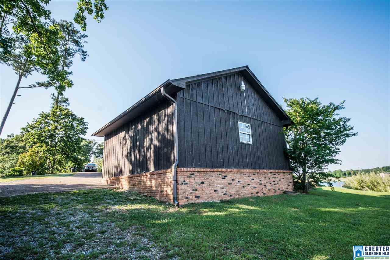 144 HOLIDAY ESTATES DR, Cropwell, AL 35054