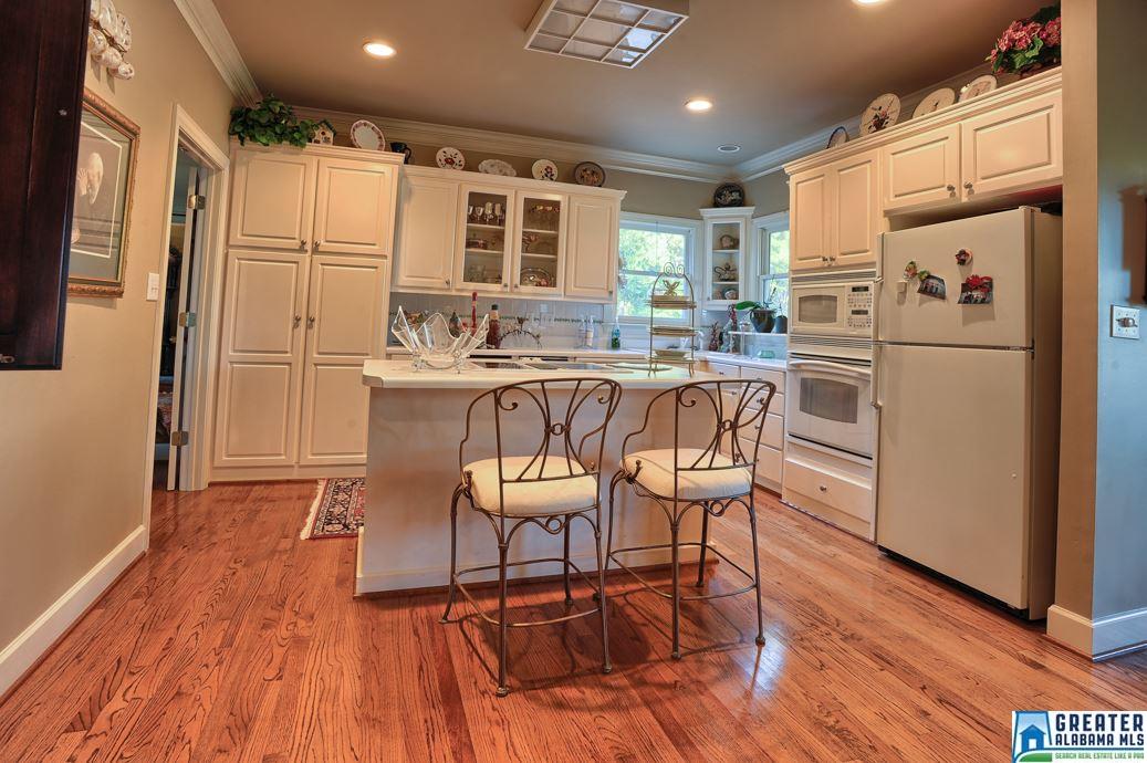 150 PINEVIEW DR, Cropwell, AL 35054